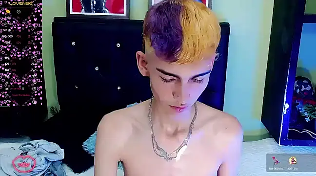 ttimy x boy online show from 6, 3, 2025