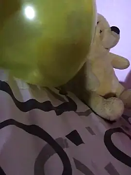 Miss oliviaa online show from 19, 12, 2024