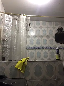 Miss oliviaa online show from 6, 1, 2025