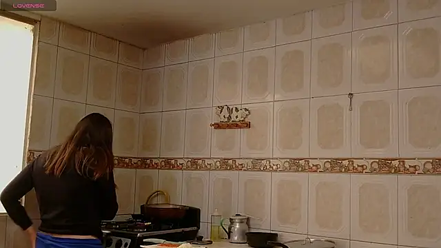 Miss oliviaa online show from 18, 1, 2025