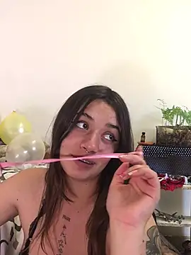 Miss oliviaa online show from 22, 1, 2025