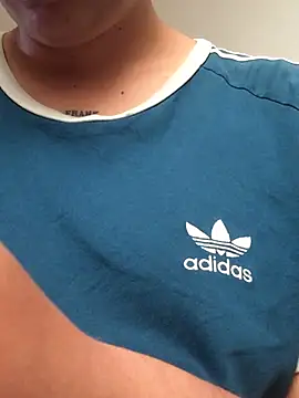 Miss oliviaa online show from 8, 2, 2025