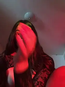 Miss oliviaa online show from 8, 2, 2025