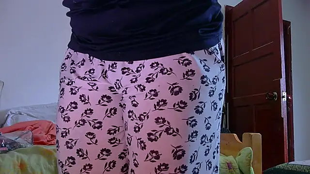 Miss oliviaa online show from 23, 2, 2025