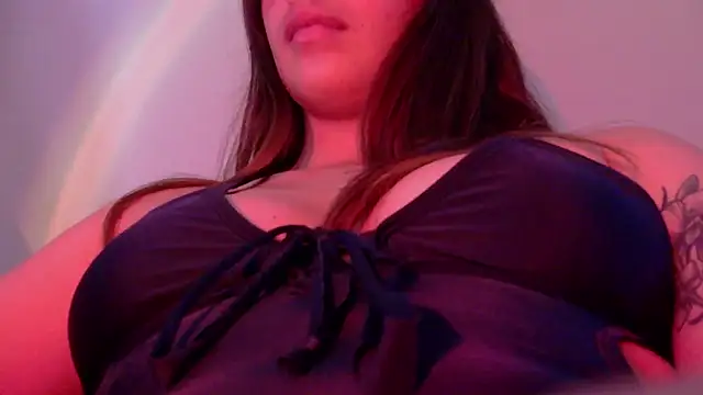 Miss oliviaa online show from 25, 2, 2025