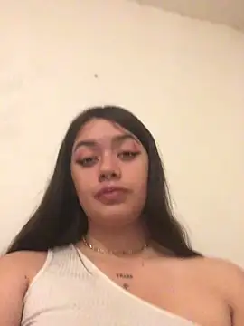 Miss oliviaa online show from 22, 3, 2025