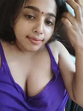 Snapshot of Sweet-Rani chatting on 4, 7, 2026 Sweet-Rani online show from 4, 7, 2026