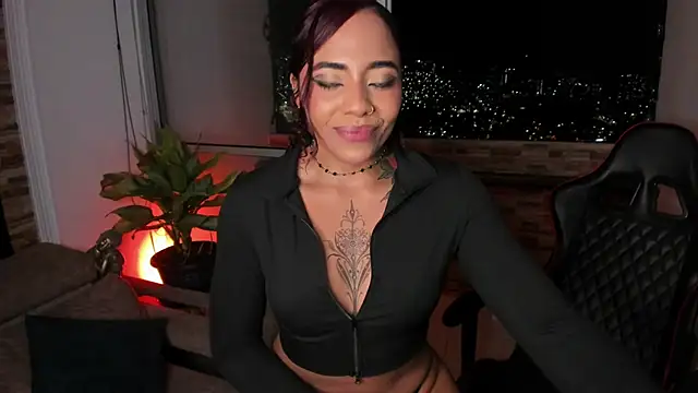 Snapshot of emilyfitness chatting on 19, 2, 2025 emilyfitness online show from 19, 2, 2025