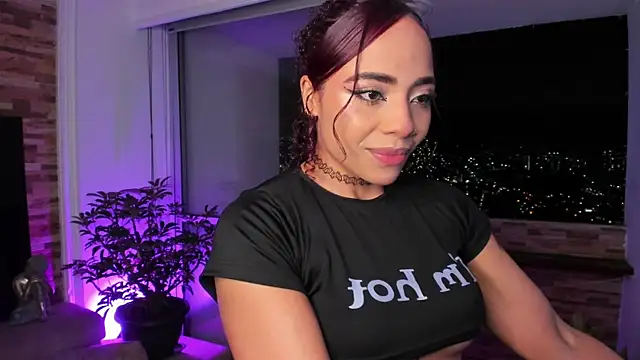 Snapshot of emilyfitness chatting on 30, 9, 2025 emilyfitness online show from 30, 9, 2025