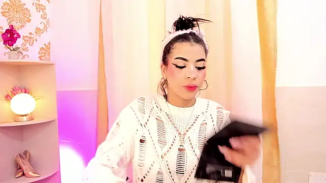 emaa lambert online show from 24, 10, 2025