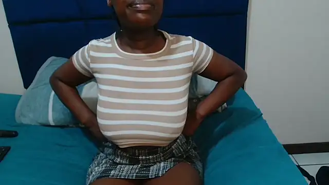 Snapshot of MilkyTitties chatting on 16, 7, 2026 MilkyTitties online show from 16, 7, 2026