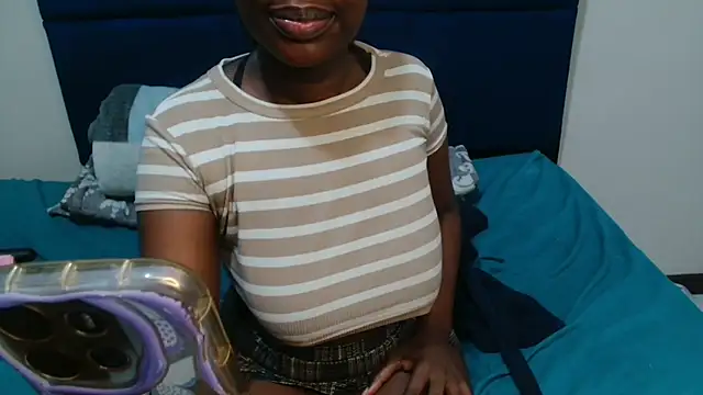 Snapshot of MilkyTitties chatting on 24, 7, 2026 MilkyTitties online show from 24, 7, 2026