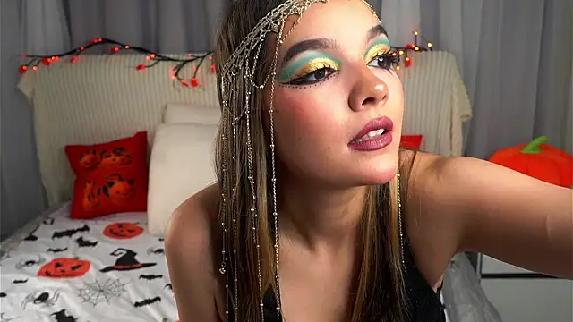 Snapshot of VeronaAppleberry chatting on 28, 10, 2025 VeronaAppleberry online show from 28, 10, 2025