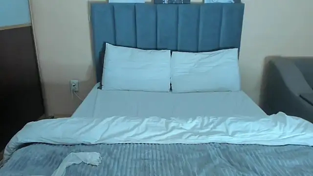 Mimi Mira online show from 9, 12, 2024