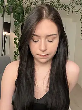  SweetCandyy online show from 27, 1, 2025