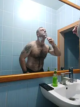 Snapshot of Crek666 chatting on 5, 3, 2026 Crek666 online show from 5, 3, 2026