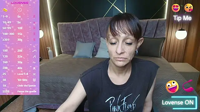 NatashaMason  online show from 5, 5, 2026