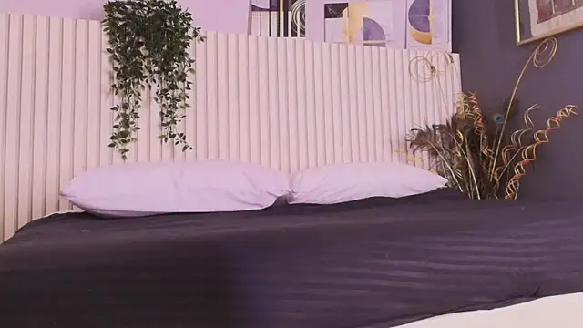 Snapshot of karina_gomez_18 chatting on 7, 6, 2026 karina gomez 18 online show from 7, 6, 2026