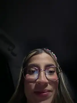 Snapshot of Issabela_G1 chatting on 5, 12, 2024 Issabela G1 online show from 5, 12, 2024