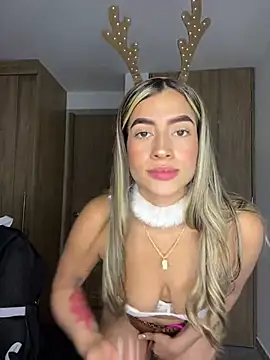 Snapshot of Issabela_G1 chatting on 6, 12, 2024 Issabela G1 online show from 6, 12, 2024