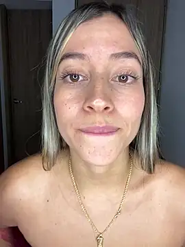 Snapshot of Issabela_G1 chatting on 28, 1, 2025 Issabela G1 online show from 28, 1, 2025