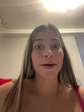 Snapshot of Issabela_G1 chatting on 2, 2, 2025 Issabela G1 online show from 2, 2, 2025