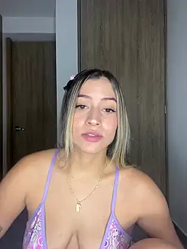 Snapshot of Issabela_G1 chatting on 13, 2, 2025 Issabela G1 online show from 13, 2, 2025