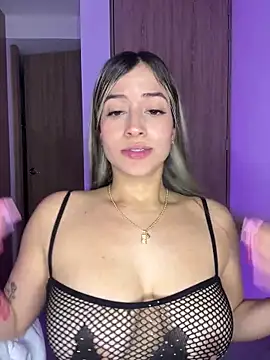 Snapshot of Issabela_G1 chatting on 23, 2, 2025 Issabela G1 online show from 23, 2, 2025