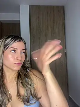 Snapshot of Issabela_G1 chatting on 26, 2, 2025 Issabela G1 online show from 26, 2, 2025