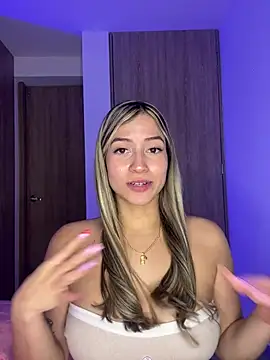 Snapshot of Issabela_G1 chatting on 7, 3, 2025 Issabela G1 online show from 7, 3, 2025