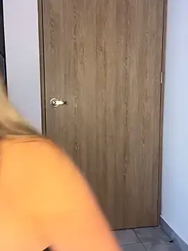 Snapshot of Issabela_G1 chatting on 20, 3, 2025 Issabela G1 online show from 20, 3, 2025