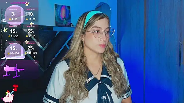 Snapshot of Issabela_G1 chatting on 1, 11, 2025 Issabela G1 online show from 1, 11, 2025