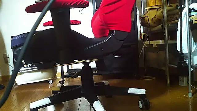 Snapshot of qoooqing67 chatting on 7, 12, 2024 qoooqing67 online show from 7, 12, 2024