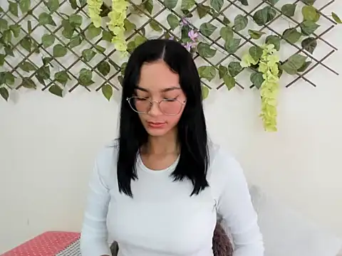 ASIAM BRUNET online show from 8, 10, 2025