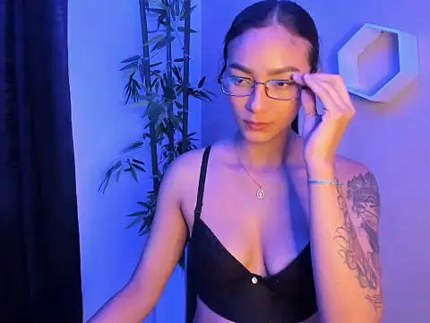 ASIAM BRUNET online show from 4, 5, 2026