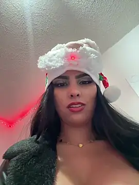 Maddy Rouse  online show from 25, 12, 2024