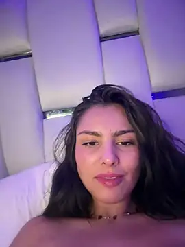 Maddy Rouse  online show from 6, 1, 2025