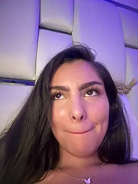 Maddy Rouse  online show from 11, 1, 2025