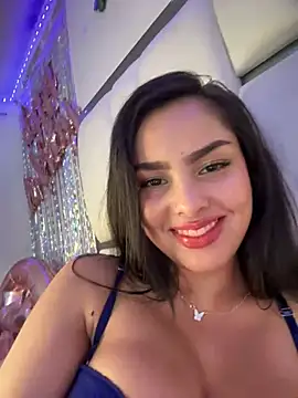 Maddy Rouse  online show from 15, 1, 2025