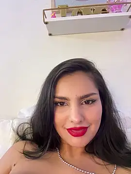 Maddy Rouse  online show from 14, 3, 2025