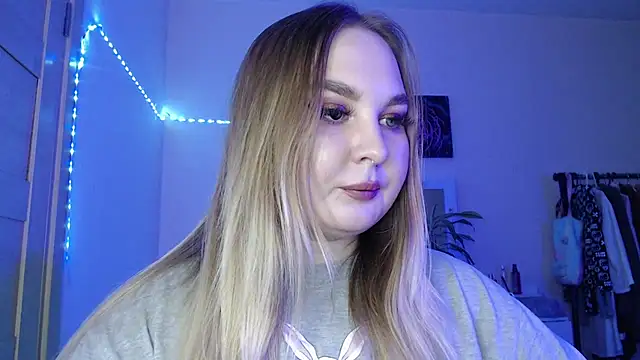 Greeenfriends6969 online show from 6, 2, 2025