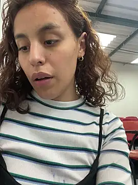 Katee Jones online show from 28, 2, 2025