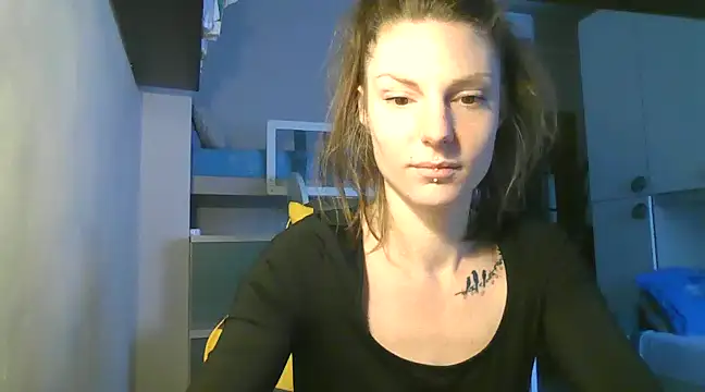Snapshot of Feli_blue chatting on 4, 12, 2024 Feli blue online show from 4, 12, 2024