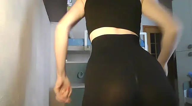 Snapshot of Feli_blue chatting on 5, 12, 2024 Feli blue online show from 5, 12, 2024