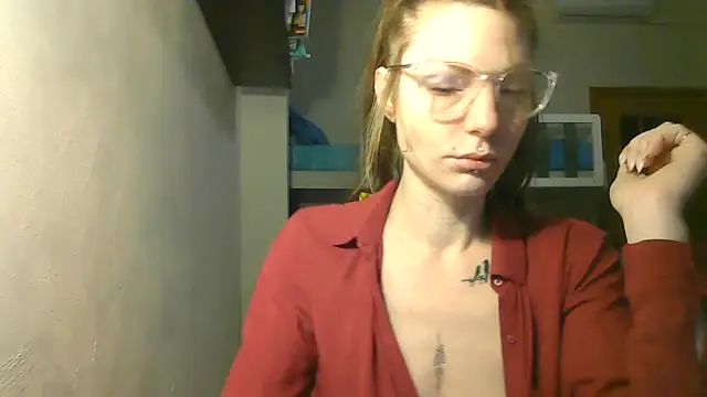 Snapshot of Feli_blue chatting on 23, 1, 2025 Feli blue online show from 23, 1, 2025