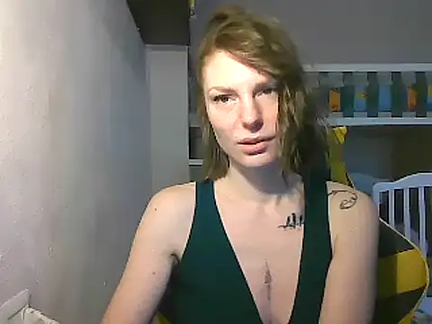 Snapshot of Feli_blue chatting on 11, 2, 2025 Feli blue online show from 11, 2, 2025
