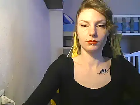 Snapshot of Feli_blue chatting on 18, 2, 2025 Feli blue online show from 18, 2, 2025