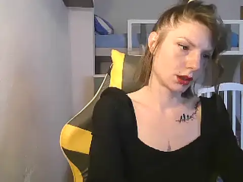 Snapshot of Feli_blue chatting on 18, 2, 2025 Feli blue online show from 18, 2, 2025