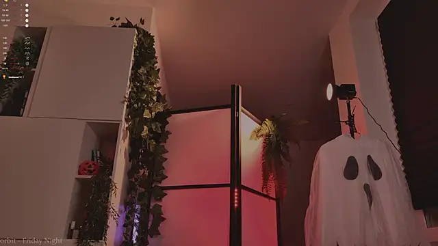 MichaellaMoon online show from 31, 10, 2025