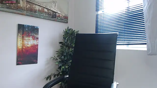 lucy diiaz online show from 26, 12, 2024